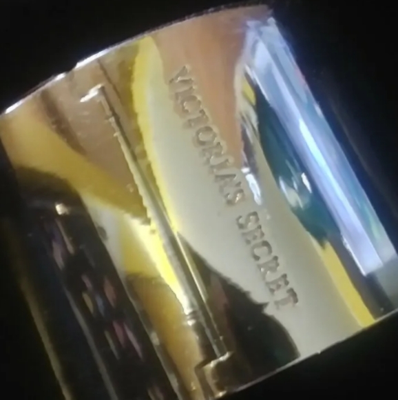 NEW Victoria Secret Gold Tone Cuff Bracelet Limited Edition - Picture 2 of 5
